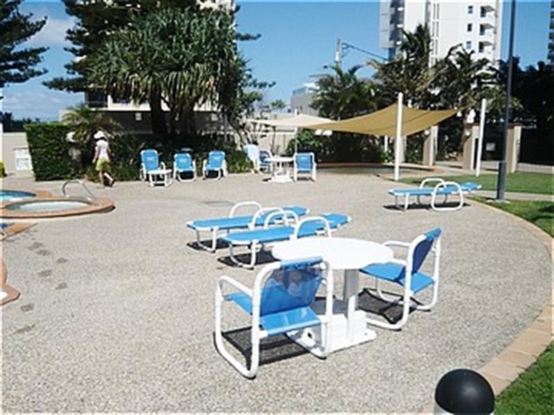 304/28 Northcliffe Avenue, Surfers Paradise QLD 4217