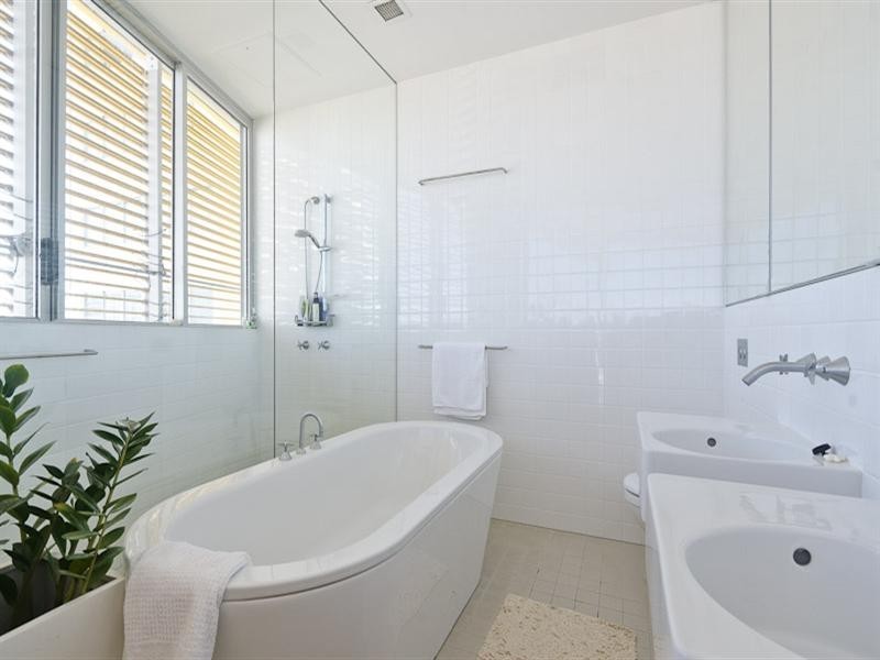 3205 ‘Air on Broadbeach’, 159 Old Burleigh Road, Broadbeach QLD 4218