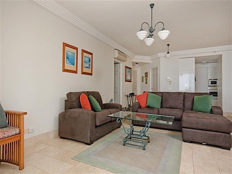 85 (15E) ‘Carmel by the Sea’, 177 Old Burleigh Road, Broadbeach QLD 4218