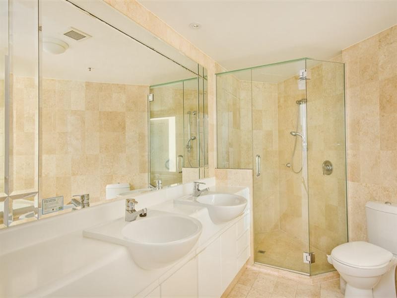 85 (15E) ‘Carmel by the Sea’, 177 Old Burleigh Road, Broadbeach QLD 4218