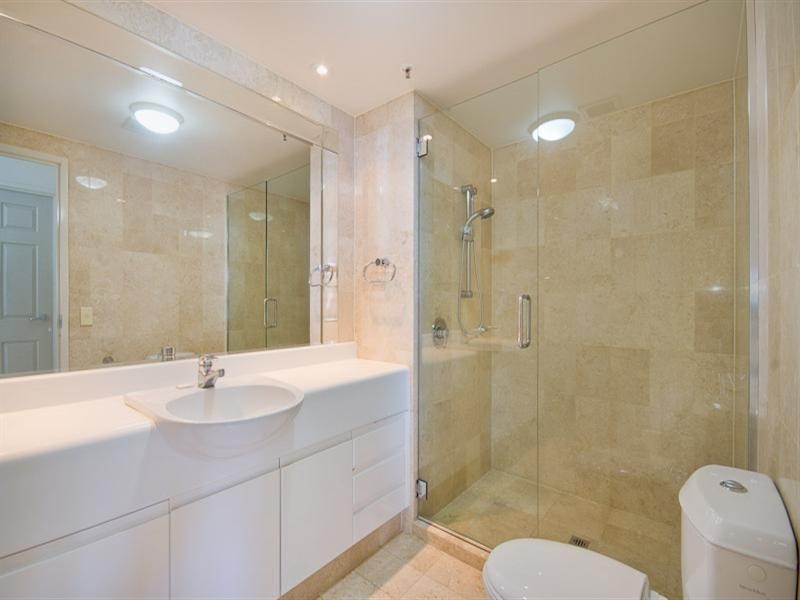 85 (15E) ‘Carmel by the Sea’, 177 Old Burleigh Road, Broadbeach QLD 4218