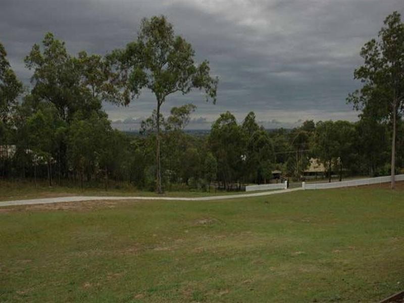 195 San Fernando Drive, Worongary QLD 4213