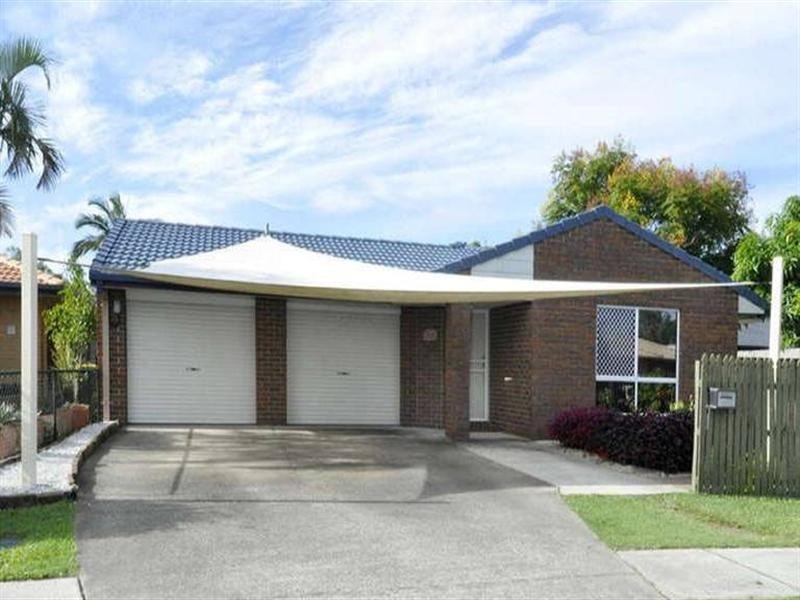 29 Cumberland Drive, Varsity Lakes QLD 4227