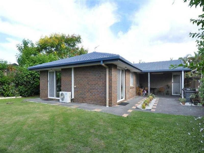 29 Cumberland Drive, Varsity Lakes QLD 4227