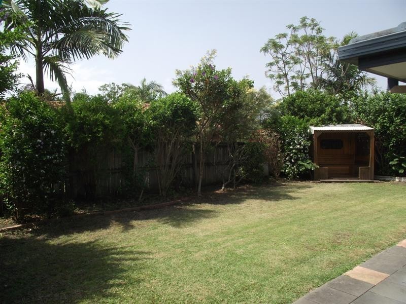 29 Cumberland Drive, Varsity Lakes QLD 4227