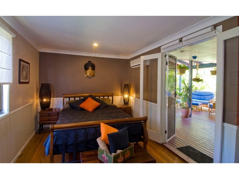 70 Petrel Avenue, Mermaid Beach QLD 4218