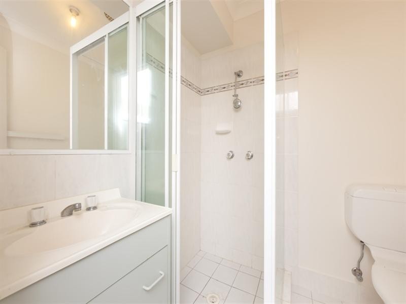 4 ‘Doubleview Terrace’ 2 Simpsons Road, Currumbin Waters QLD 4223