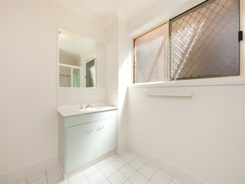 4 ‘Doubleview Terrace’ 2 Simpsons Road, Currumbin Waters QLD 4223