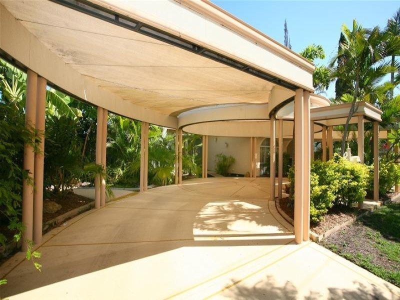 31 Southern Cross Drive, Surfers Paradise QLD 4217