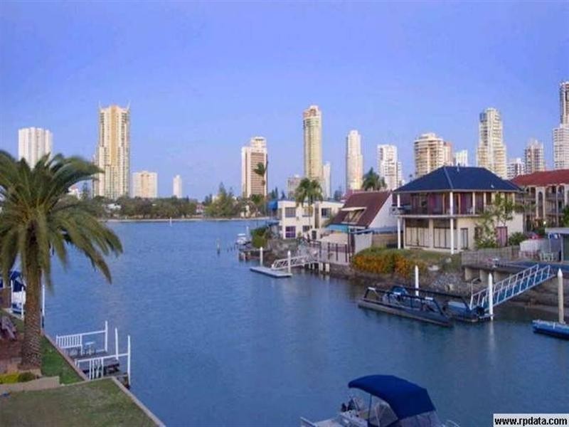 31 Southern Cross Drive, Surfers Paradise QLD 4217
