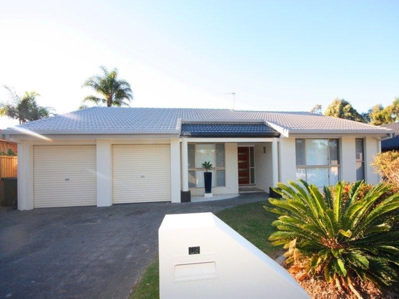 23 Cheltenham Drive, Robina QLD 4226