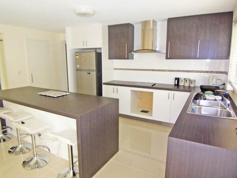 23 Cheltenham Drive, Robina QLD 4226