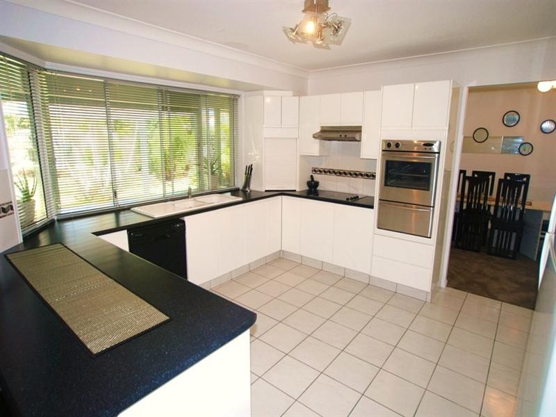 113 Port Jackson Boulevard, Clear Island Waters QLD 4226