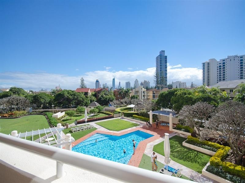 9 ‘Belle Maison’, 129 Surf Parade, Broadbeach QLD 4218
