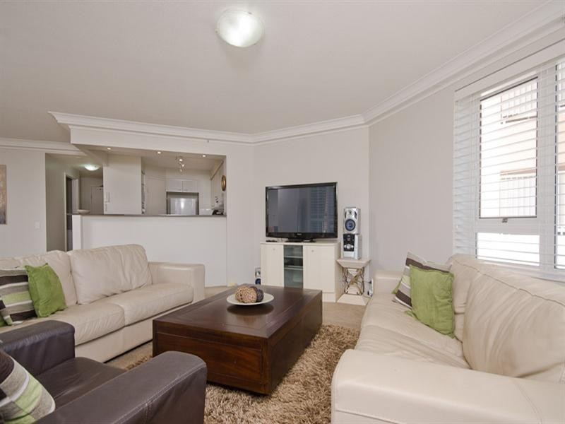 9 ‘Belle Maison’, 129 Surf Parade, Broadbeach QLD 4218