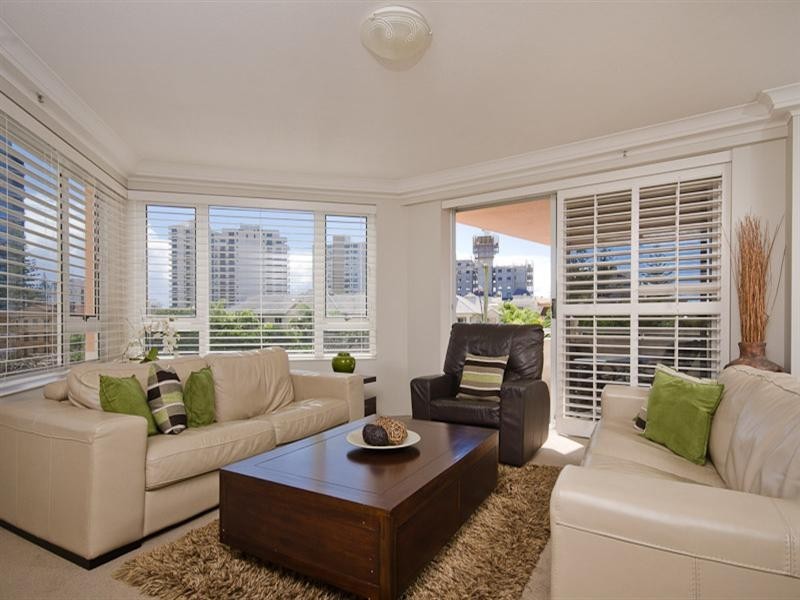 9 ‘Belle Maison’, 129 Surf Parade, Broadbeach QLD 4218