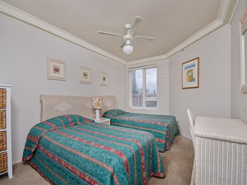 9 ‘Belle Maison’, 129 Surf Parade, Broadbeach QLD 4218