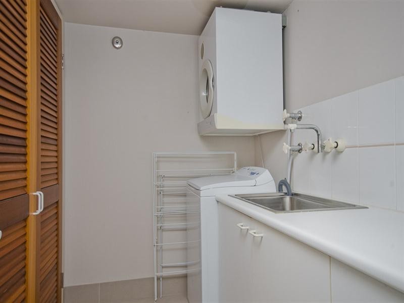 9 ‘Belle Maison’, 129 Surf Parade, Broadbeach QLD 4218