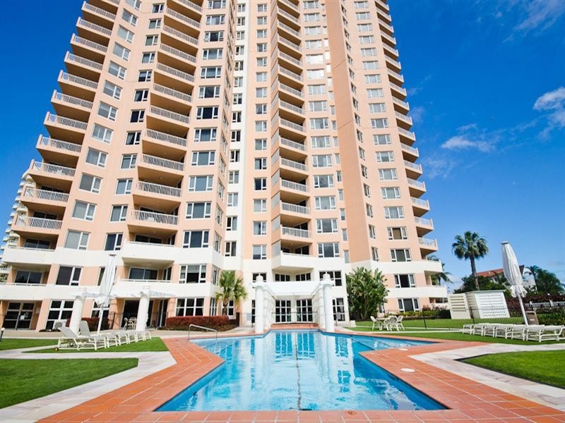 9 ‘Belle Maison’, 129 Surf Parade, Broadbeach QLD 4218