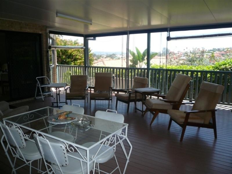 277 Napper Road, Arundel QLD 4214