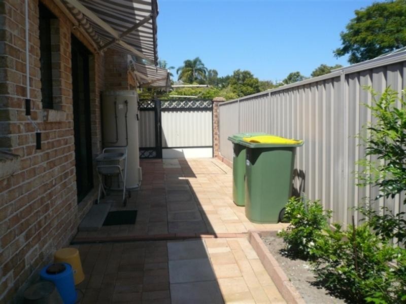 277 Napper Road, Arundel QLD 4214