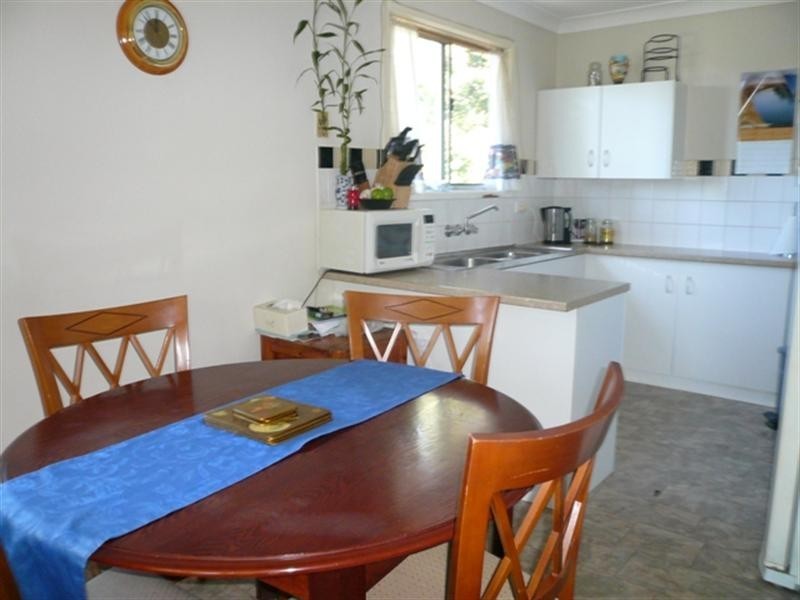 228 Government Road, Labrador QLD 4215