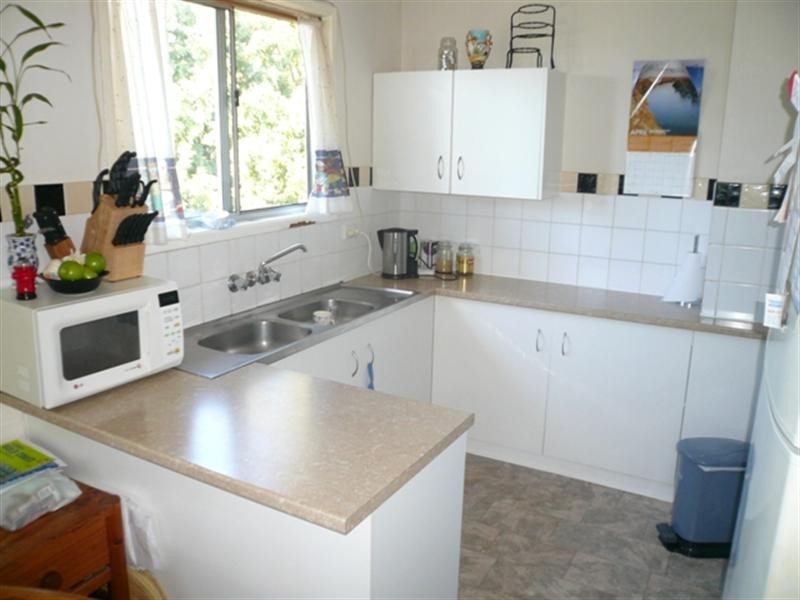 228 Government Road, Labrador QLD 4215