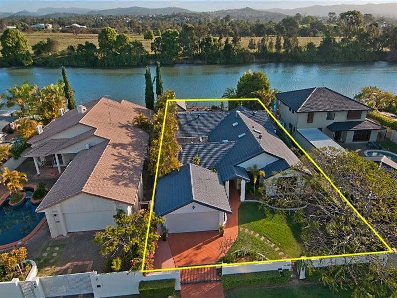 20 Kawana Crescent, Ashmore QLD 4214