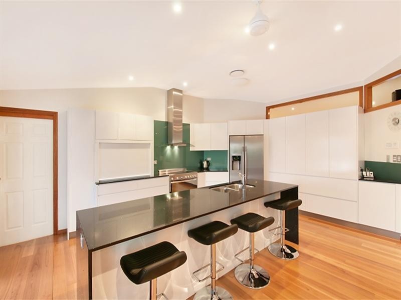 20 Kawana Crescent, Ashmore QLD 4214