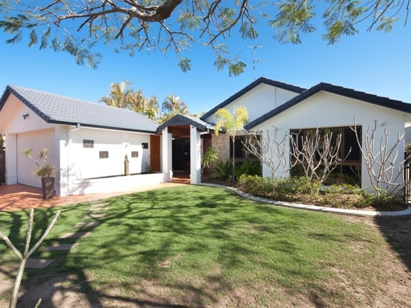 20 Kawana Crescent, Ashmore QLD 4214