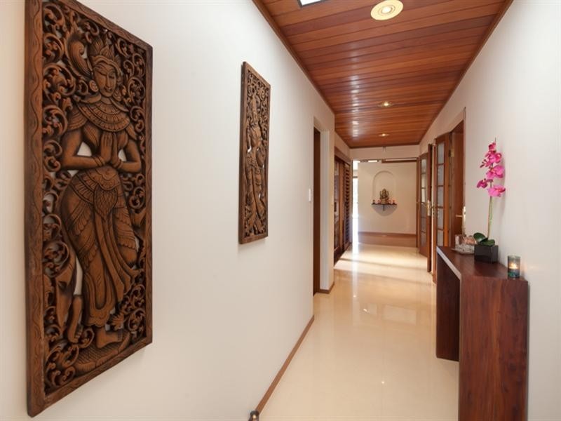 20 Kawana Crescent, Ashmore QLD 4214