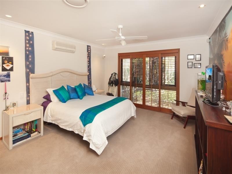 20 Kawana Crescent, Ashmore QLD 4214