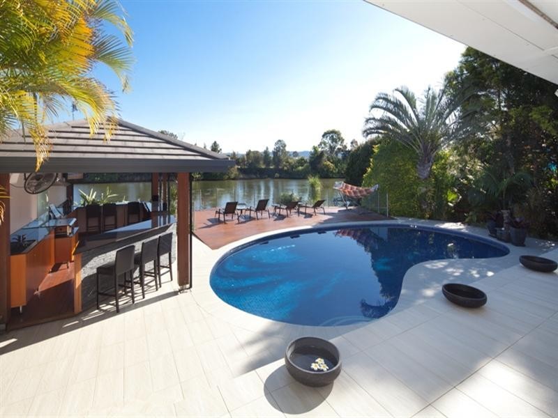 20 Kawana Crescent, Ashmore QLD 4214