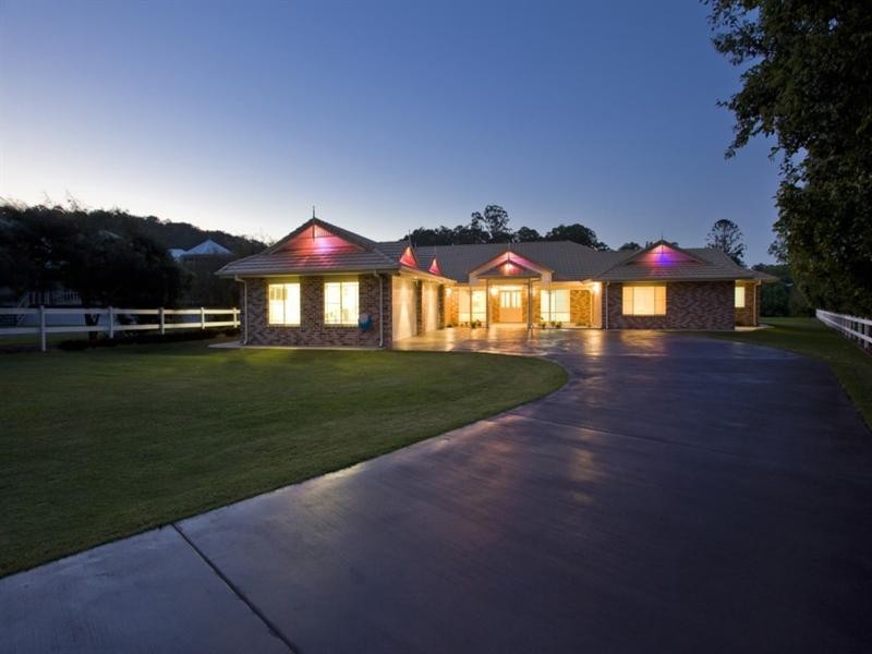 45 Dungogie Drive, Tallebudgera QLD 4228