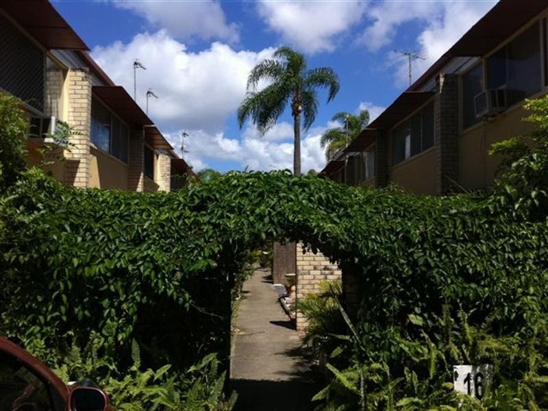 18/6 Stanhill Drive, Surfers Paradise QLD 4217