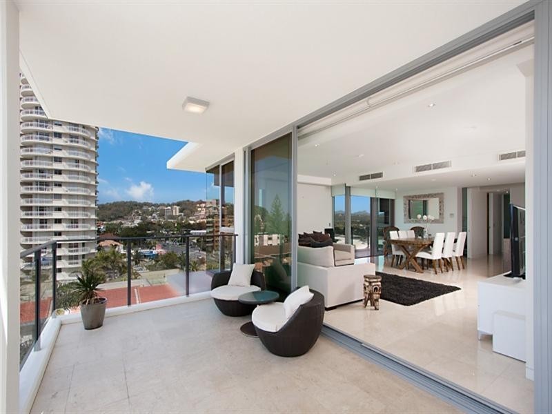 11 ‘Element’, 106 The Esplanade, Burleigh Heads QLD 4220