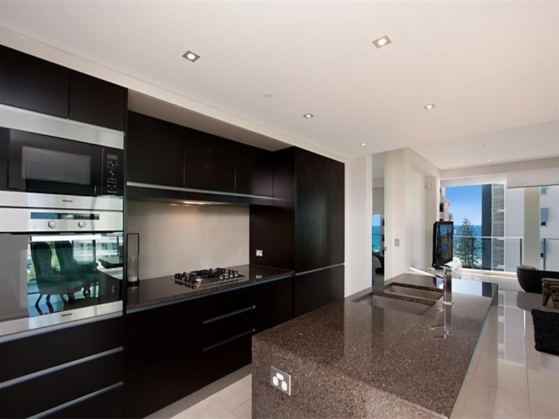 11 ‘Element’, 106 The Esplanade, Burleigh Heads QLD 4220