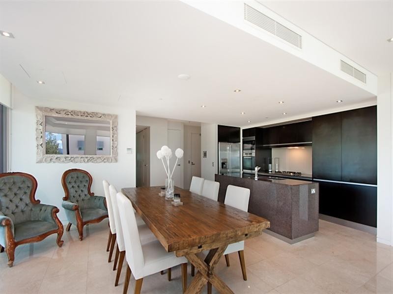 11 ‘Element’, 106 The Esplanade, Burleigh Heads QLD 4220