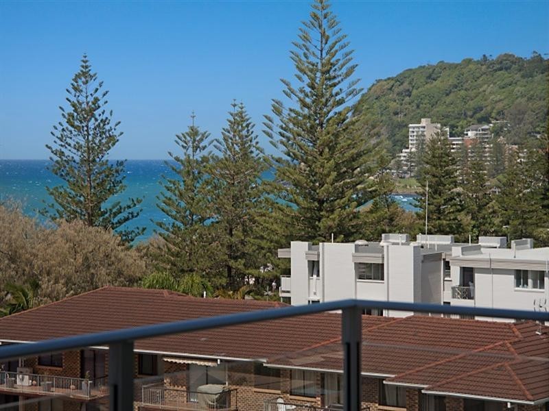 11 ‘Element’, 106 The Esplanade, Burleigh Heads QLD 4220