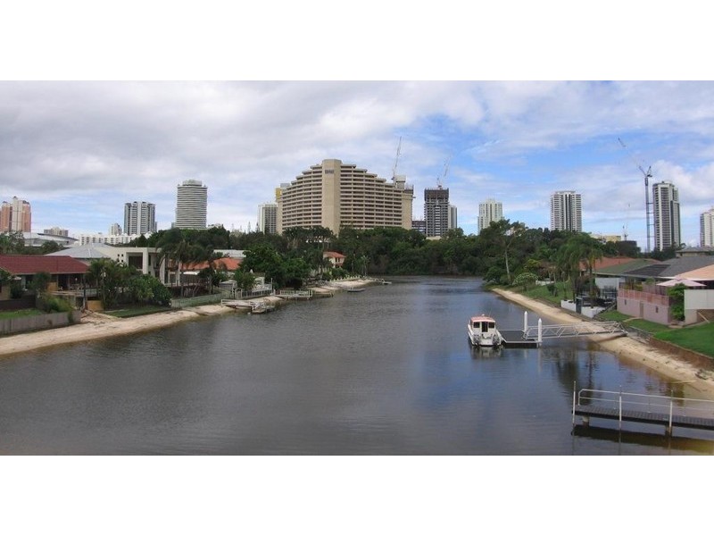 Broadbeach Waters QLD 4218