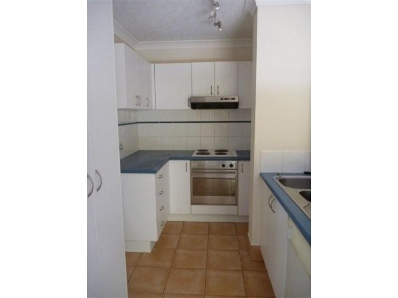 4-6 Queensland Avenue, Broadbeach QLD 4218