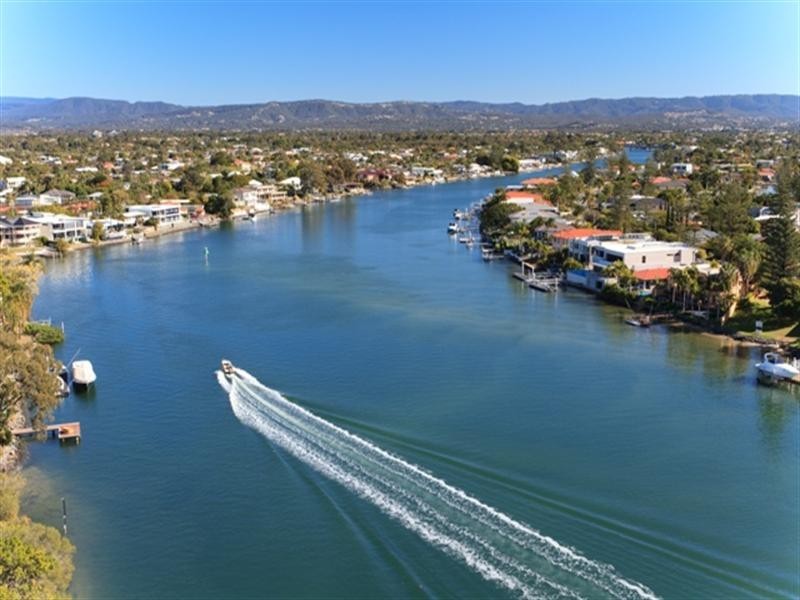 62/2890 Gold Coast Hwy, Surfers Hawaiian, Surfers Paradise QLD 4217