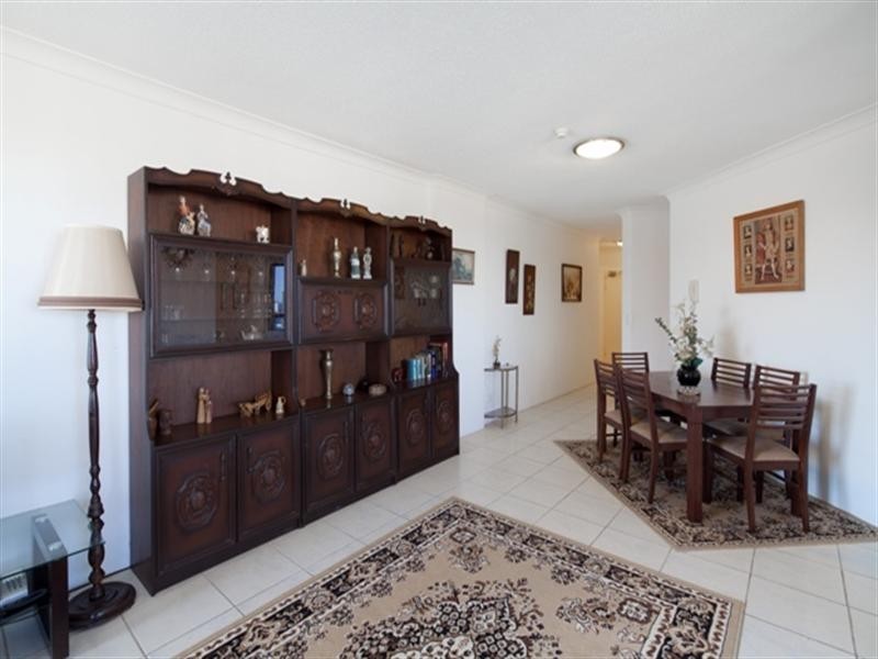 62/2890 Gold Coast Hwy, Surfers Hawaiian, Surfers Paradise QLD 4217