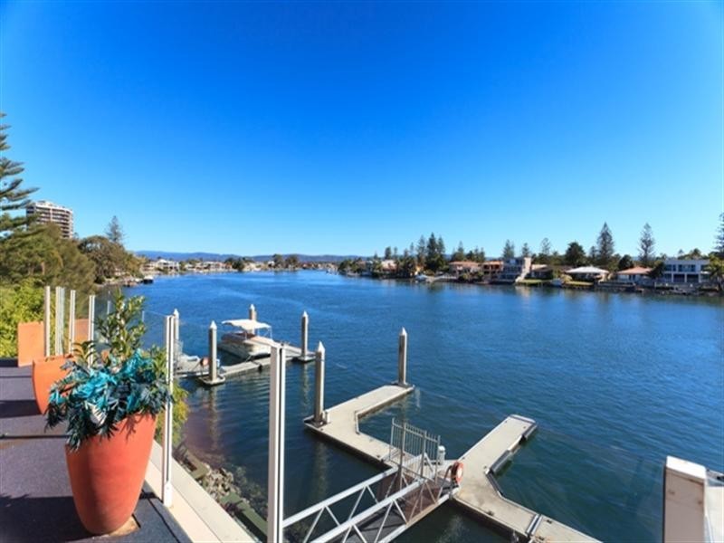 62/2890 Gold Coast Hwy, Surfers Hawaiian, Surfers Paradise QLD 4217