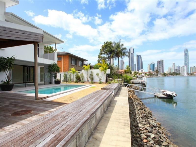 225 Stanhill Drive, Surfers Paradise QLD 4217