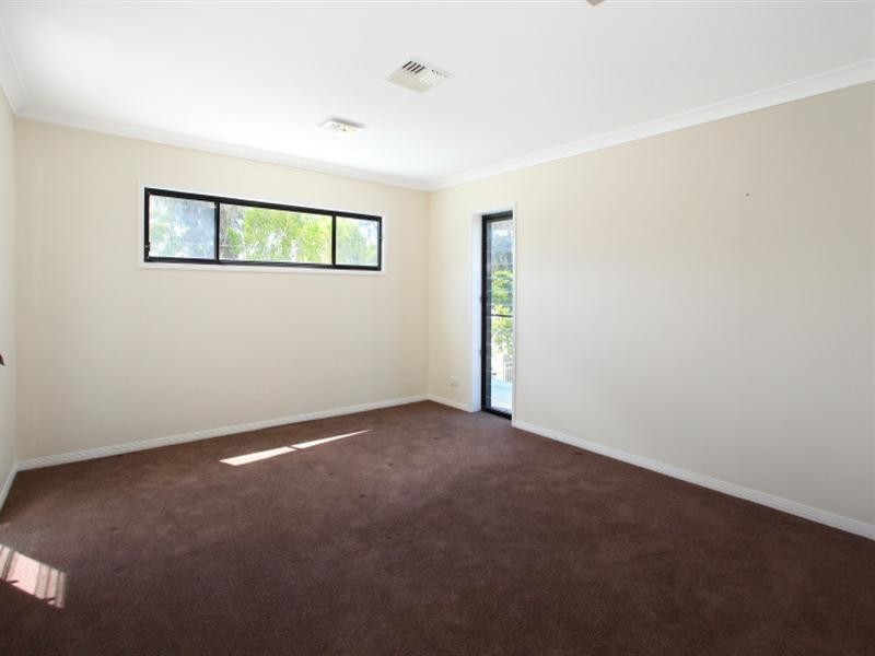 225 Stanhill Drive, Surfers Paradise QLD 4217