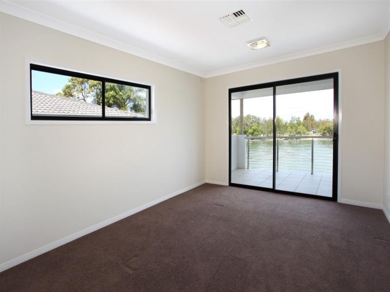 225 Stanhill Drive, Surfers Paradise QLD 4217