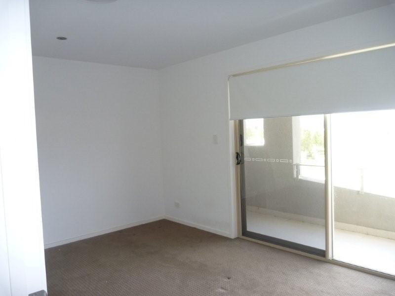 6008B The Boulevade, Benowa QLD 4217