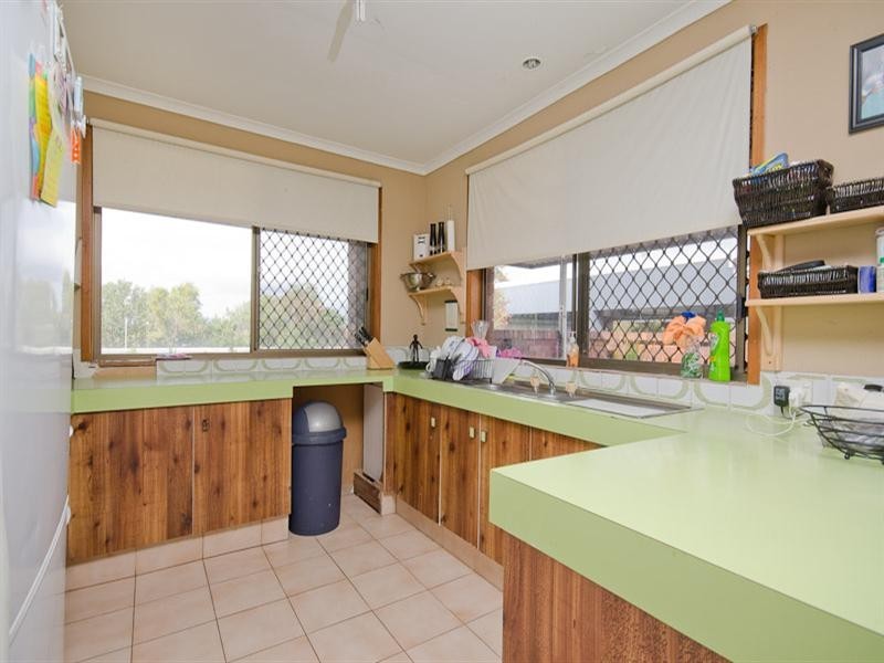 107 Hooker Boulevard, Broadbeach Waters QLD 4218