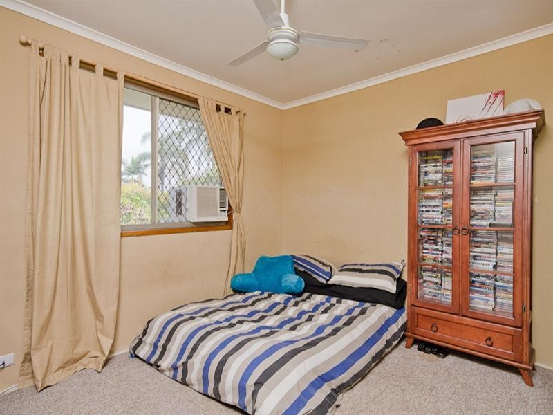 107 Hooker Boulevard, Broadbeach Waters QLD 4218